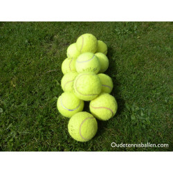 12 Gebruikte tennisballen voor uw hond decoratie